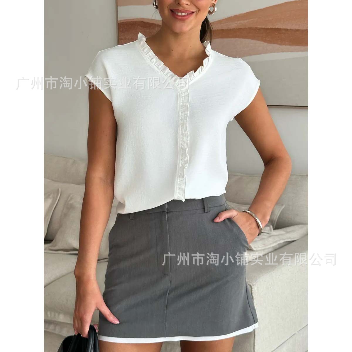 2025 New Summer Cross-Border European and American Amazon Women's Lace V-Neck Loose Short-Sleeved Shirt Tops Women's Short-Sleeved
