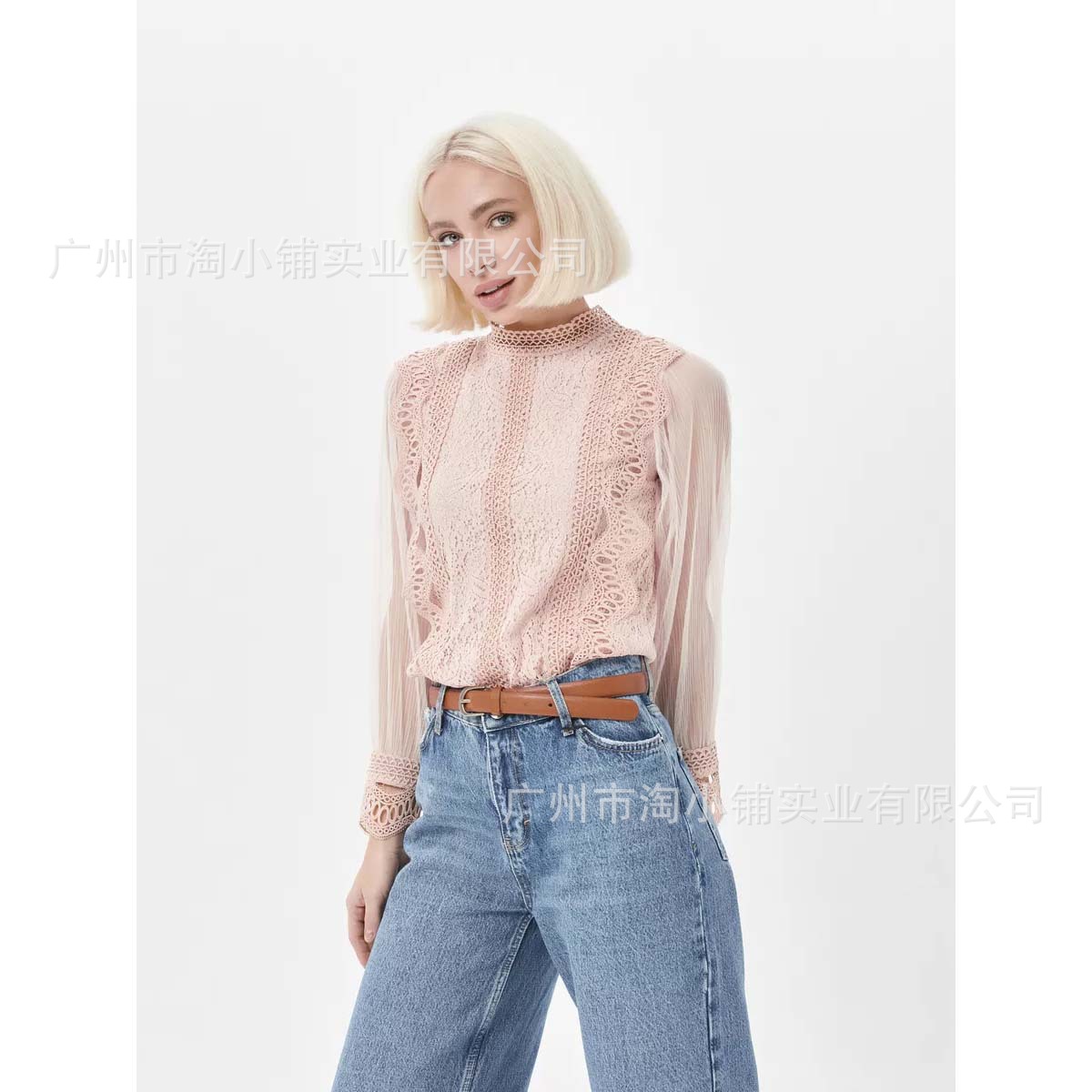 2025 New Summer Lace Shirt for Women Pure Color Round Neck Short-Sleeved Crochet Cut Out Loose, Comfortable and Versatile Western Style Shirt
