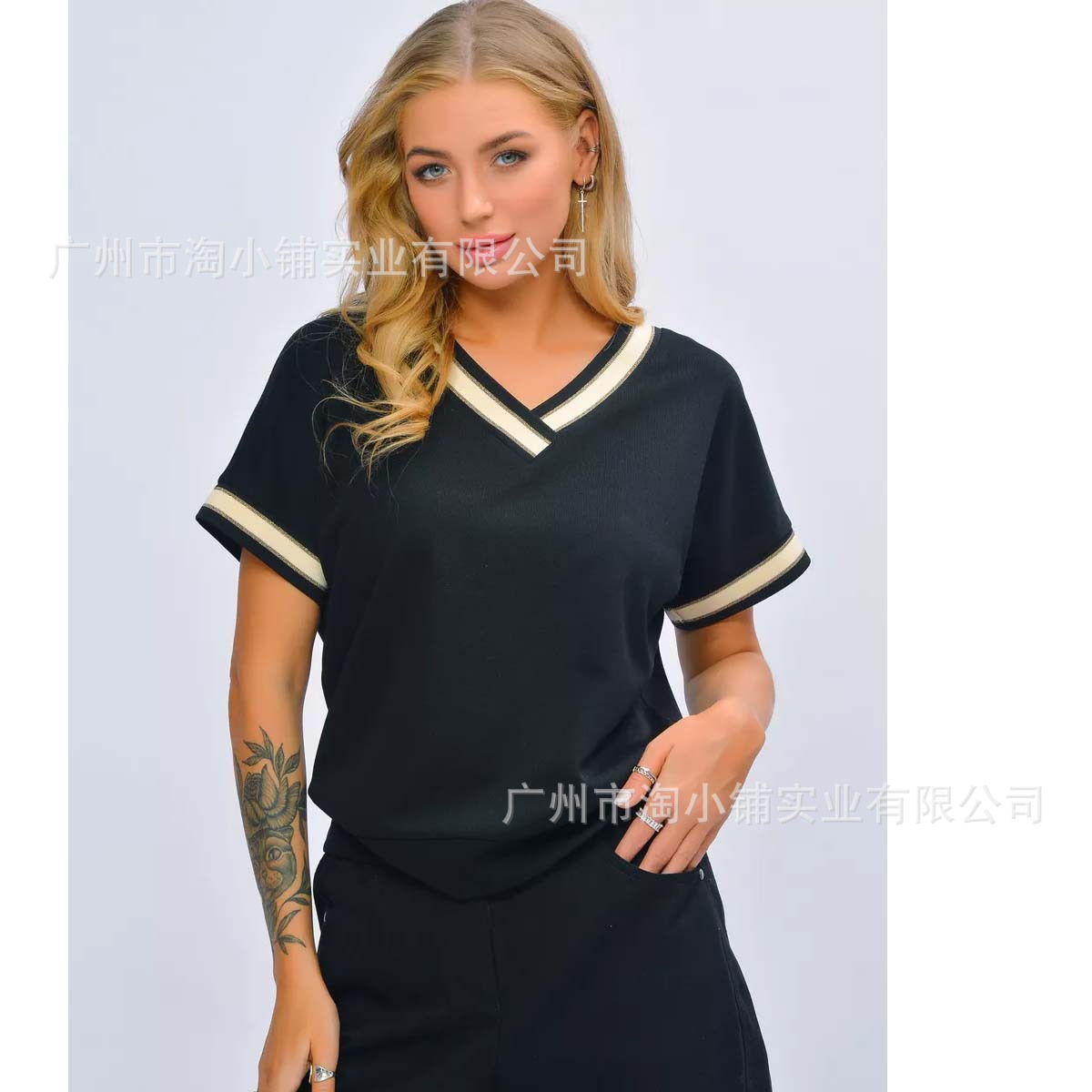 2025 New Summer Fashion Short-Sleeved Contrasting Color Versatile Comfortable Collar Stitching Contrasting Color Slimming Elegant Women's Short-Sleeved Shirt