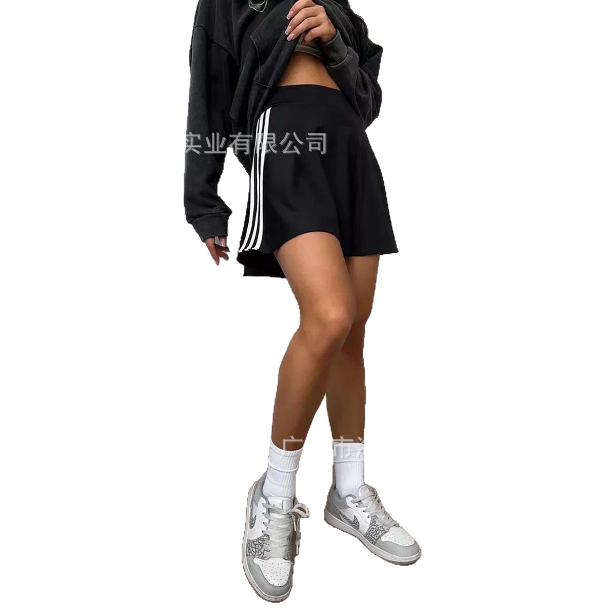 Three-Stripe Sports Skirt 2025 Short Skirt New Summer Commuter Knee-Length Loose Versatile Casual Skirt
